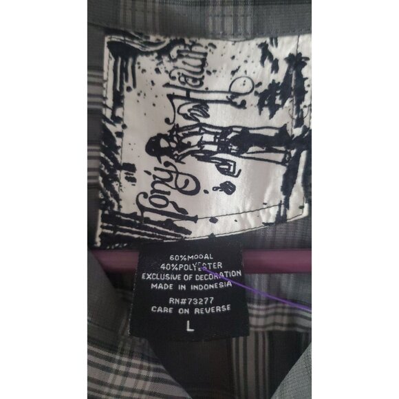 2 Vtg Tony Hawk Skateboard Shirts. Men L. Short Sleeve Button Down Sport Branded - Picture 16 of 16